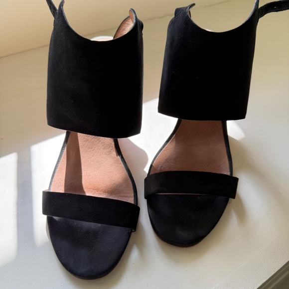 Halogen Claudette Ankle Strap Sandal - Picture 2 of 3